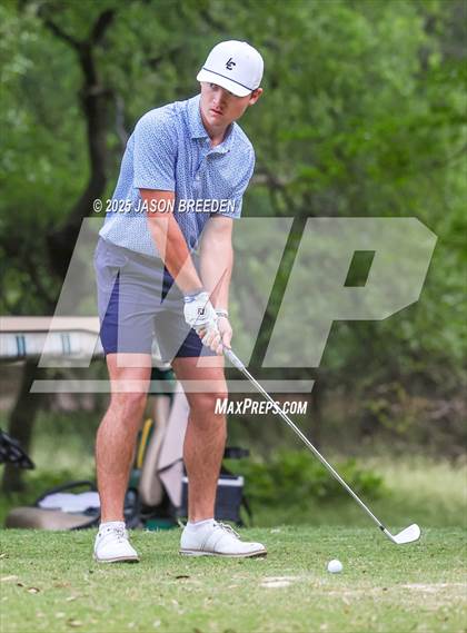 Thumbnail 1 in UIL 5A Boys Golf Finals photogallery.