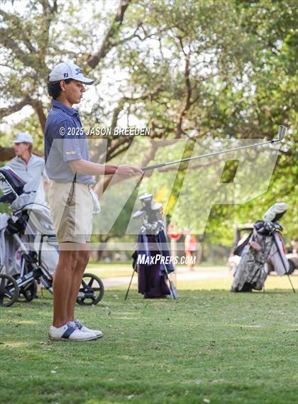 Thumbnail 3 in UIL 5A Boys Golf Finals photogallery.