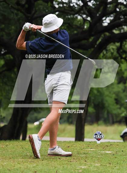 Thumbnail 2 in UIL 5A Boys Golf Finals photogallery.
