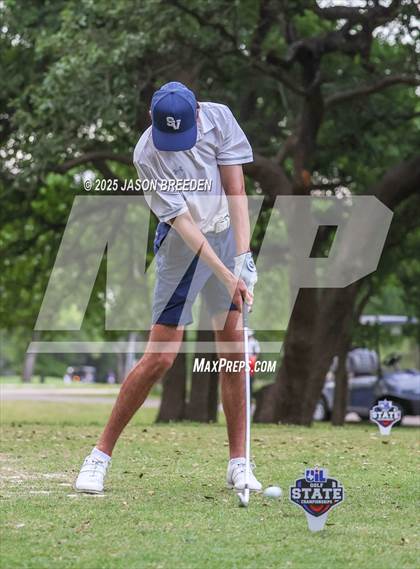Thumbnail 3 in UIL 5A Boys Golf Finals photogallery.