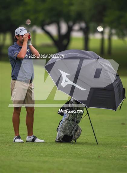 Thumbnail 2 in UIL 5A Boys Golf Finals photogallery.
