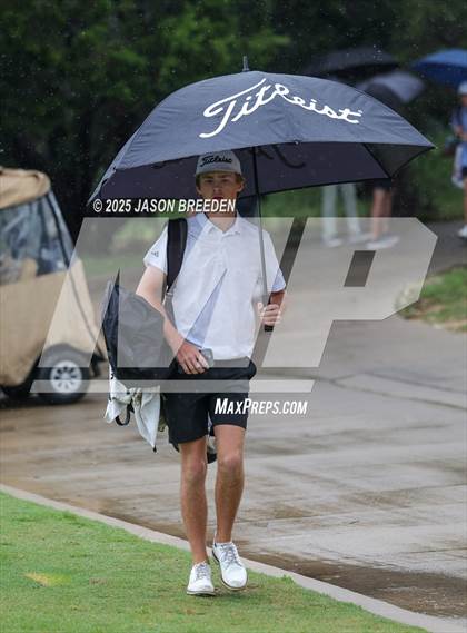Thumbnail 2 in UIL 5A Boys Golf Finals photogallery.