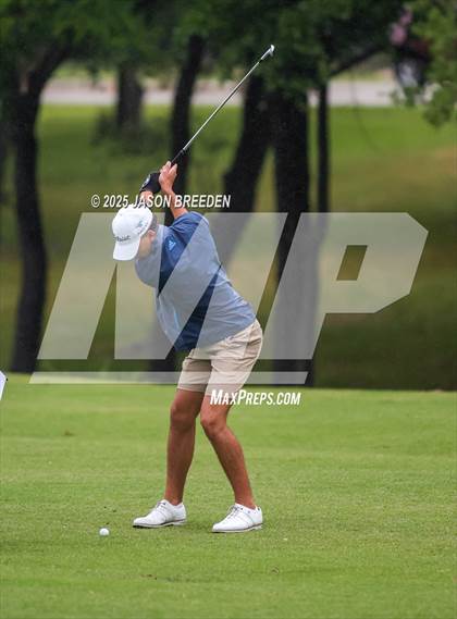 Thumbnail 3 in UIL 5A Boys Golf Finals photogallery.
