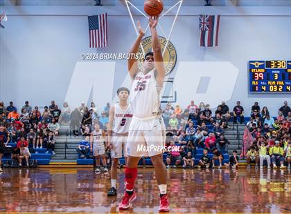 Thumbnail 1 in St. Louis vs. Kalaheo (HHSAA Division 1 Semifinal) photogallery.