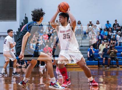 Thumbnail 3 in St. Louis vs. Kalaheo (HHSAA Division 1 Semifinal) photogallery.