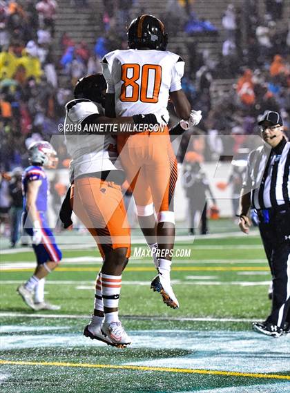 Thumbnail 2 in Booker T. Washington vs. Bolles (FHSAA 4A State Final)  photogallery.