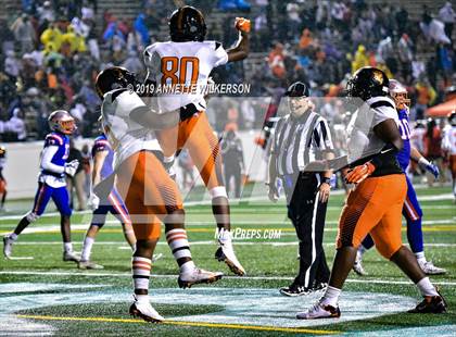 Thumbnail 3 in Booker T. Washington vs. Bolles (FHSAA 4A State Final)  photogallery.