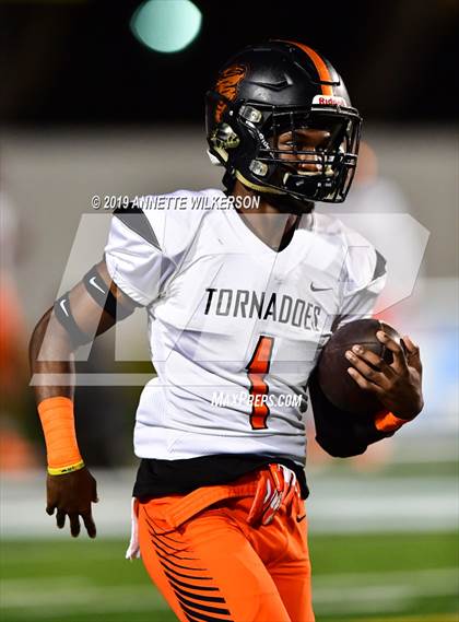 Thumbnail 3 in Booker T. Washington vs. Bolles (FHSAA 4A State Final)  photogallery.