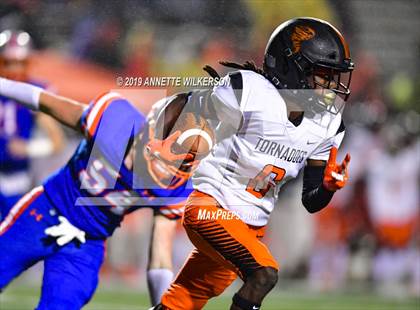 Thumbnail 2 in Booker T. Washington vs. Bolles (FHSAA 4A State Final)  photogallery.