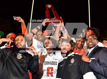 Thumbnail 3 in Booker T. Washington vs. Bolles (FHSAA 4A State Final)  photogallery.