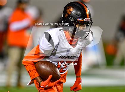 Thumbnail 2 in Booker T. Washington vs. Bolles (FHSAA 4A State Final)  photogallery.