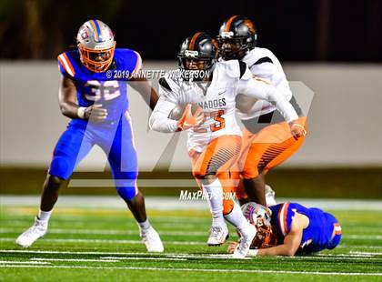 Thumbnail 2 in Booker T. Washington vs. Bolles (FHSAA 4A State Final)  photogallery.