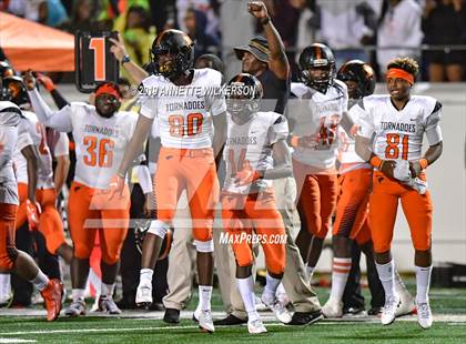 Thumbnail 2 in Booker T. Washington vs. Bolles (FHSAA 4A State Final)  photogallery.