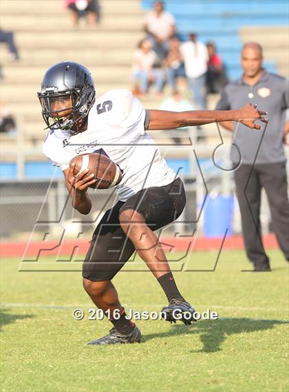 Thumbnail 3 in Cane Ridge @ LaVergne (Spring Scrimmage) photogallery.