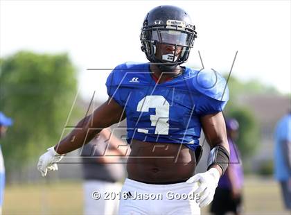 Thumbnail 3 in Cane Ridge @ LaVergne (Spring Scrimmage) photogallery.