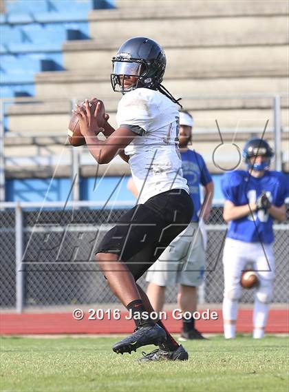 Thumbnail 3 in Cane Ridge @ LaVergne (Spring Scrimmage) photogallery.