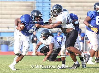 Thumbnail 2 in Cane Ridge @ LaVergne (Spring Scrimmage) photogallery.