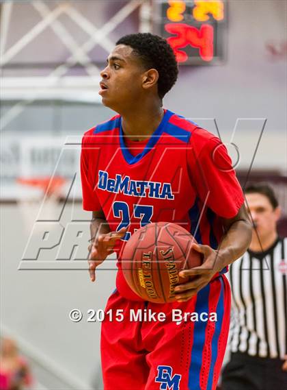 Thumbnail 3 in DeMatha vs. Roselle Catholic (Spalding HoopHall Classic) photogallery.