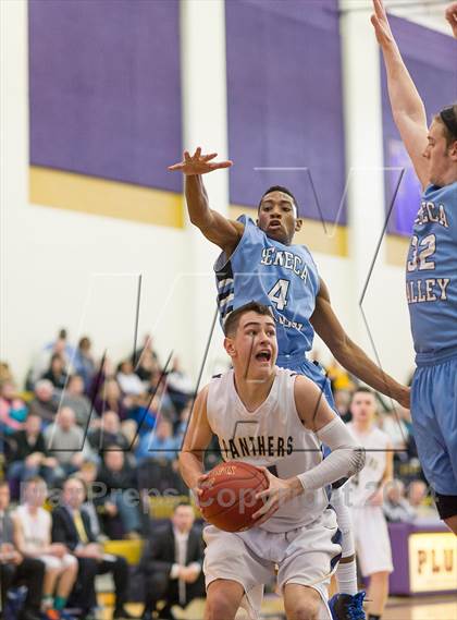 Thumbnail 2 in Seneca Valley vs. Franklin Regional (WPIAL Class AAAA Playoff - Round 1)  photogallery.