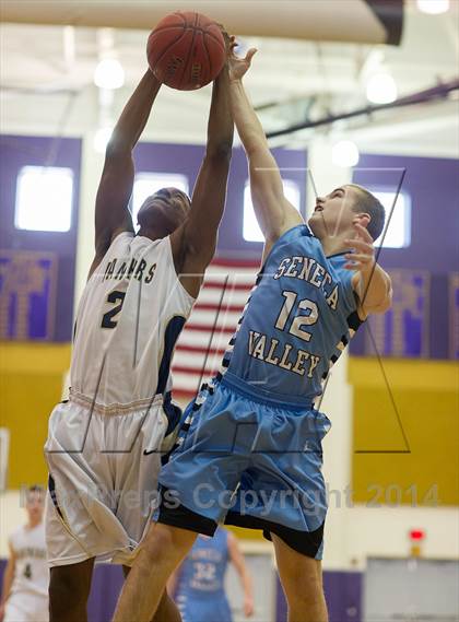Thumbnail 2 in Seneca Valley vs. Franklin Regional (WPIAL Class AAAA Playoff - Round 1)  photogallery.