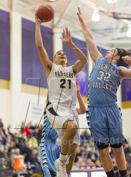 Thumbnail 2 in Seneca Valley vs. Franklin Regional (WPIAL Class AAAA Playoff - Round 1)  photogallery.