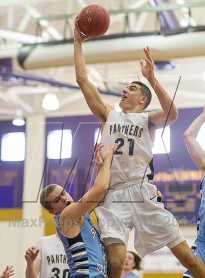 Thumbnail 1 in Seneca Valley vs. Franklin Regional (WPIAL Class AAAA Playoff - Round 1)  photogallery.