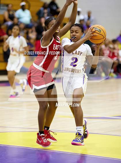 Thumbnail 1 in East Bay @ Lennard photogallery.