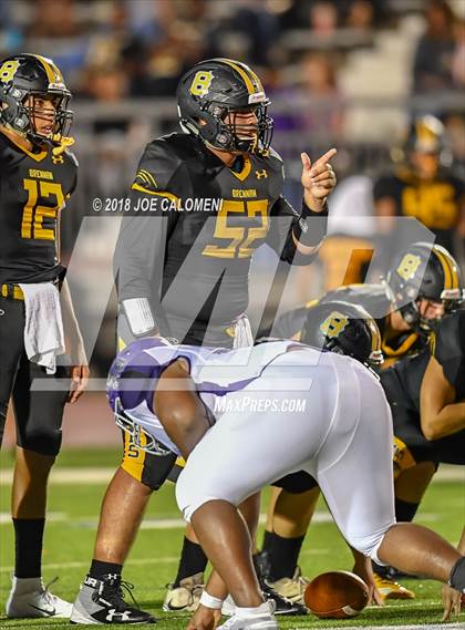 Thumbnail 3 in Warren vs Brennan photogallery.