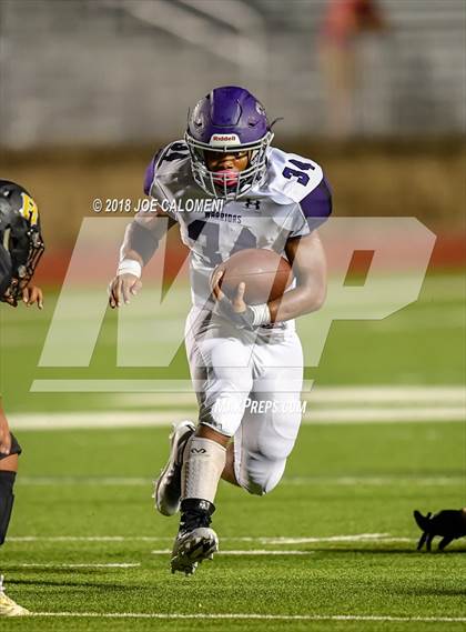 Thumbnail 2 in Warren vs Brennan photogallery.
