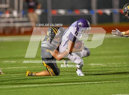 Thumbnail 1 in Warren vs Brennan photogallery.