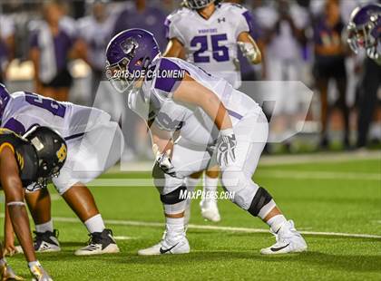 Thumbnail 2 in Warren vs Brennan photogallery.