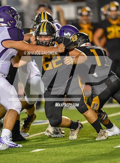Thumbnail 3 in Warren vs Brennan photogallery.