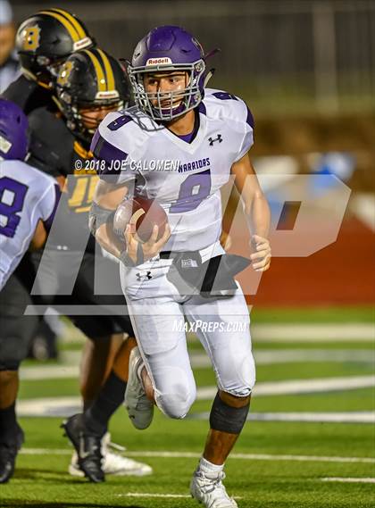 Thumbnail 2 in Warren vs Brennan photogallery.