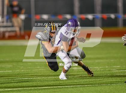 Thumbnail 3 in Warren vs Brennan photogallery.