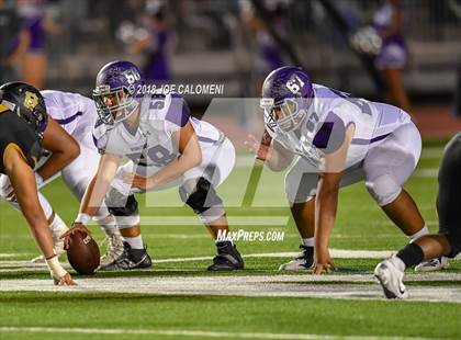 Thumbnail 1 in Warren vs Brennan photogallery.