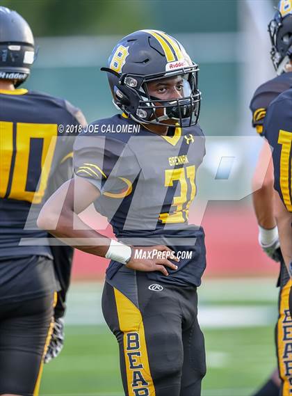 Thumbnail 3 in Warren vs Brennan photogallery.