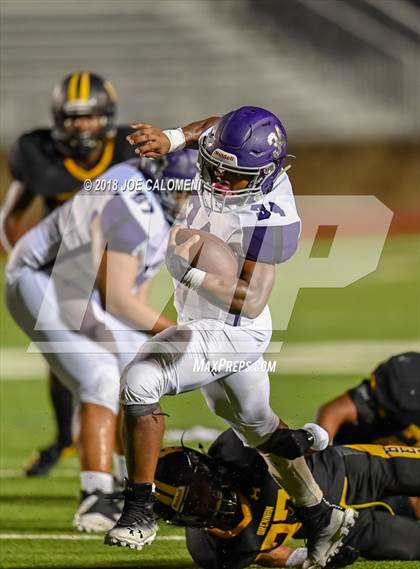 Thumbnail 1 in Warren vs Brennan photogallery.