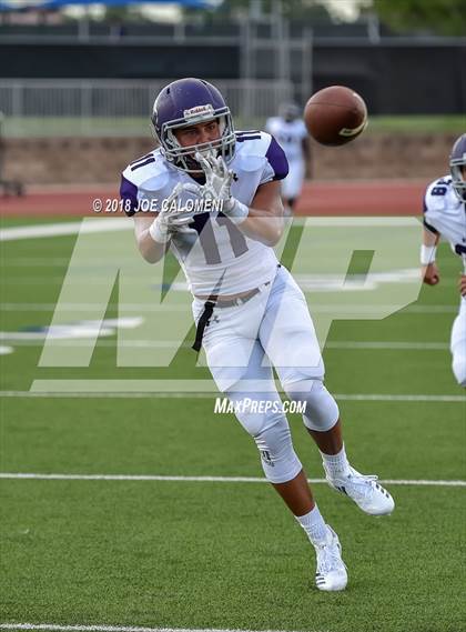 Thumbnail 1 in Warren vs Brennan photogallery.