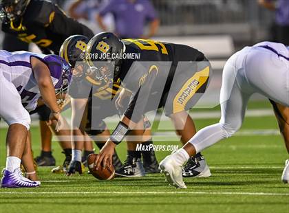 Thumbnail 3 in Warren vs Brennan photogallery.