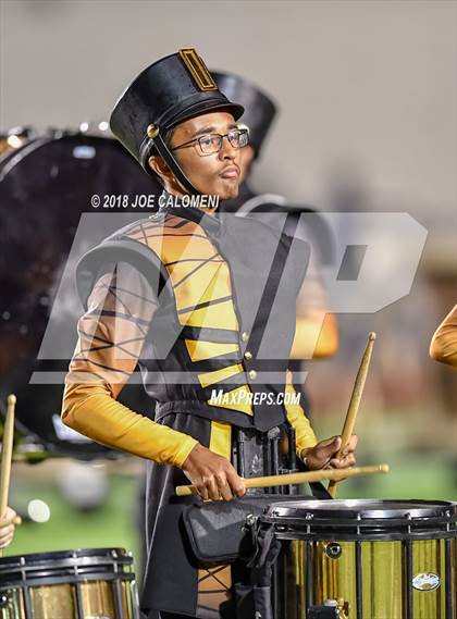 Thumbnail 2 in Warren vs Brennan photogallery.