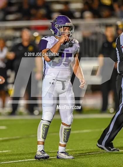 Thumbnail 3 in Warren vs Brennan photogallery.