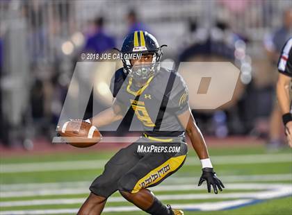 Thumbnail 3 in Warren vs Brennan photogallery.