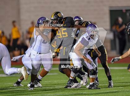 Thumbnail 2 in Warren vs Brennan photogallery.