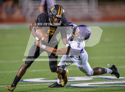 Thumbnail 1 in Warren vs Brennan photogallery.