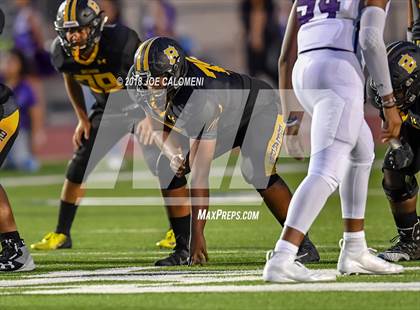 Thumbnail 1 in Warren vs Brennan photogallery.