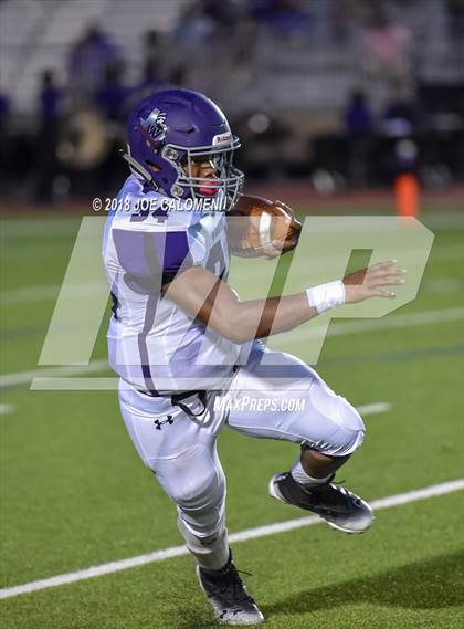 Thumbnail 1 in Warren vs Brennan photogallery.