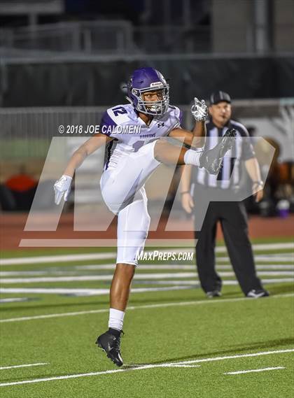 Thumbnail 1 in Warren vs Brennan photogallery.
