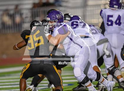 Thumbnail 3 in Warren vs Brennan photogallery.