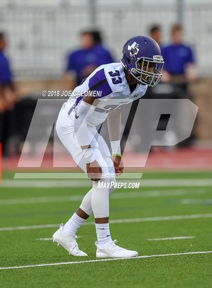 Thumbnail 2 in Warren vs Brennan photogallery.