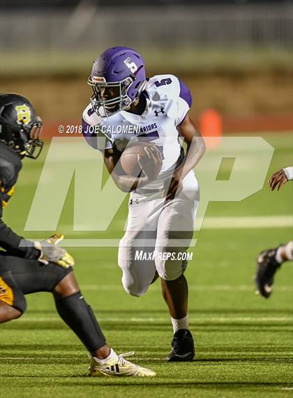 Thumbnail 2 in Warren vs Brennan photogallery.